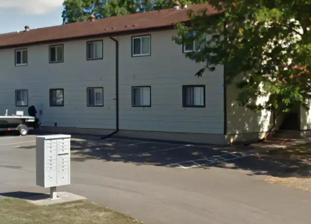 Property at 802 Macomber St Unit MA802X 8, Chippewa Falls, WI, 54729, 2 beds, 1 bath, [object Object]