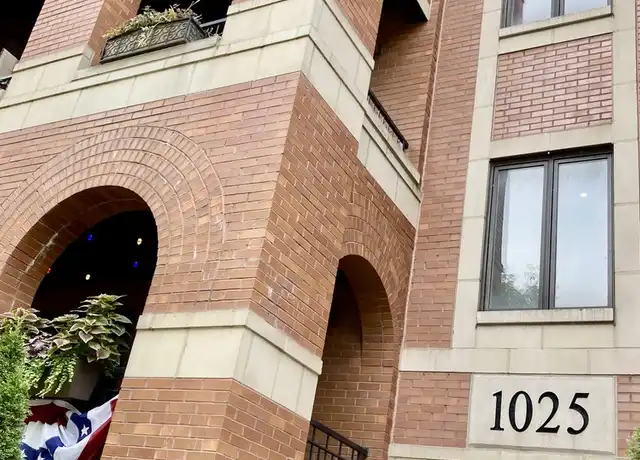 Property at 1025 W Monroe St Unit 4W, Chicago, IL, 60607, 2 beds, 2 baths, [object Object]