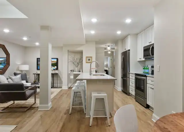 Property at 3546 Emerson Ave S #5, Minneapolis, MN, 55408, 2 beds, 1 bath, [object Object]