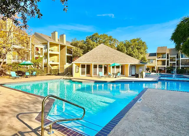 Photo of 7750 Culebra Rd, San Antonio, TX 78251