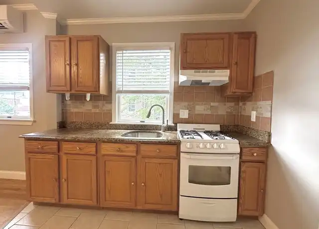 Property at 1146 Cambridge St Unit 2, Cambridge, MA, 02139, 2 beds, 1 bath, [object Object]