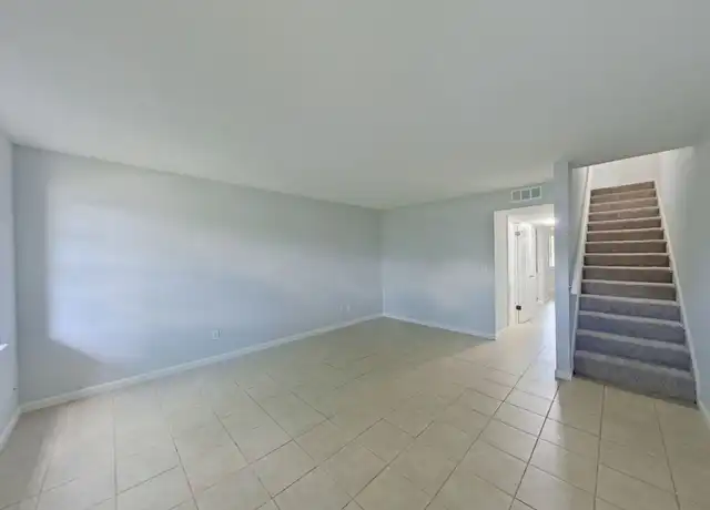 Property at 172 5th Ave, Shalimar, FL, 32579, 2 beds, 1.5 baths, [object Object]