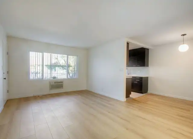 Property at 200 N Rampart Blvd Apt 3, Los Angeles, CA, 90026, 2 beds, 1.5 baths, [object Object]