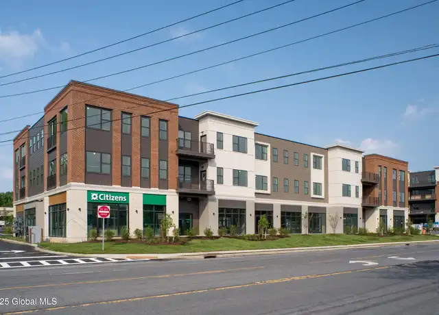 Property at 1 Town Center Dr, East Greenbush, NY, 12061, 1 bed, 1 bath, [object Object]