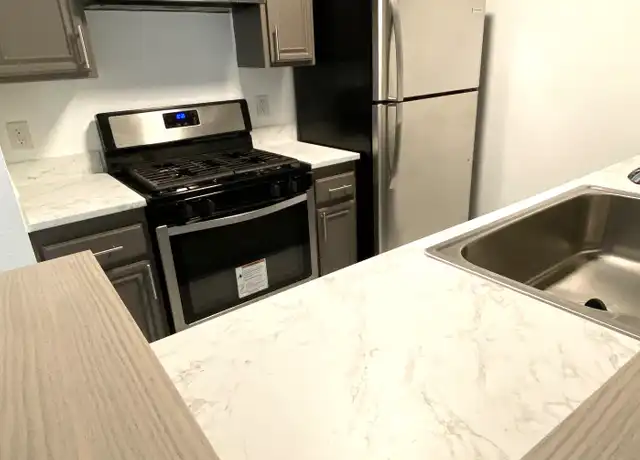 Property at 465 Oak St Unit 106, Glendale, CA, 91204, 1 bed, 1 bath, [object Object]