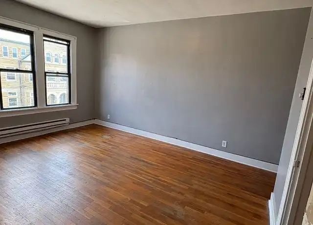 Property at 1 6th St Unit 11, Charleston, IL, 61920, 1 bed, 1 bath, [object Object]