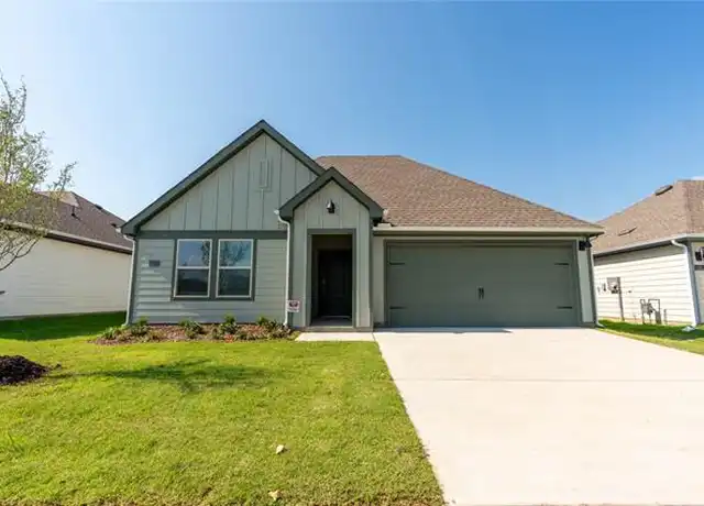 Property at 13117 Vista Mill Dr, Providence Village, TX, 76227, 4 beds, 2 baths, [object Object]