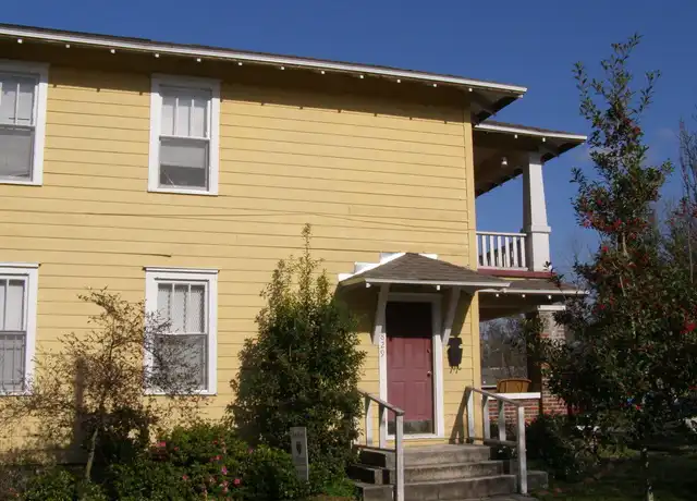 Property at 829 Goodwin St, Jacksonville, FL, 32204, 2 beds, 1 bath, [object Object]
