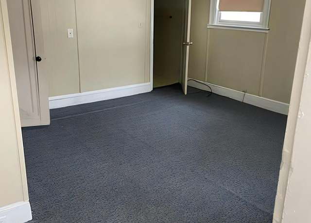Photo of 215 W Elm St Unit 1, Brockton, MA 02301