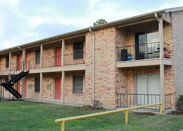 Property at Odom Place Apartments - 4751 Odom Rd, Beaumont, TX, 77706, 1 bed, 1 bath, [object Object]