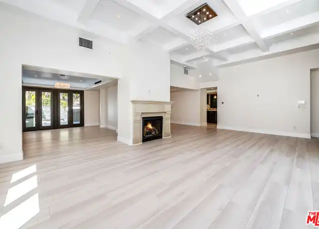 Property at 1600 Benedict Canyon Dr, Beverly Hills, CA, 90210, 5 beds, 5.5 baths, [object Object]