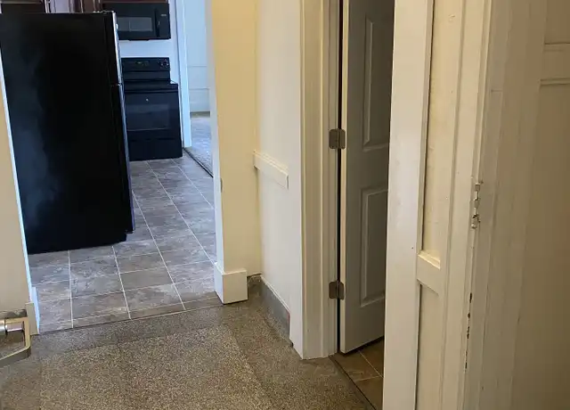 Property at 1325 15th Ave Unit 2D, Bloomer, WI, 54724, 2 beds, 1 bath, [object Object]