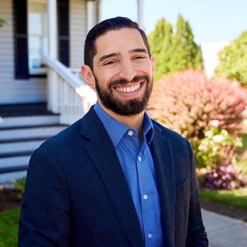 Osama Khalaf, Redfin Principal Agent in Seattle