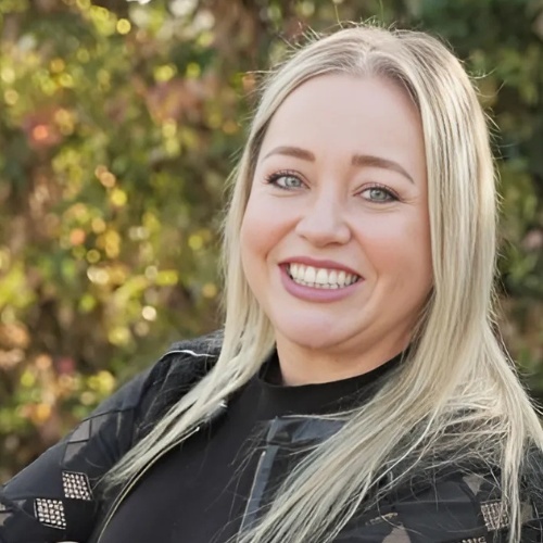 Sacramento Real Estate Agent Sheril Carmona