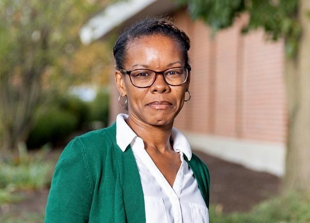 Chicago Real Estate Agent Angela Reed