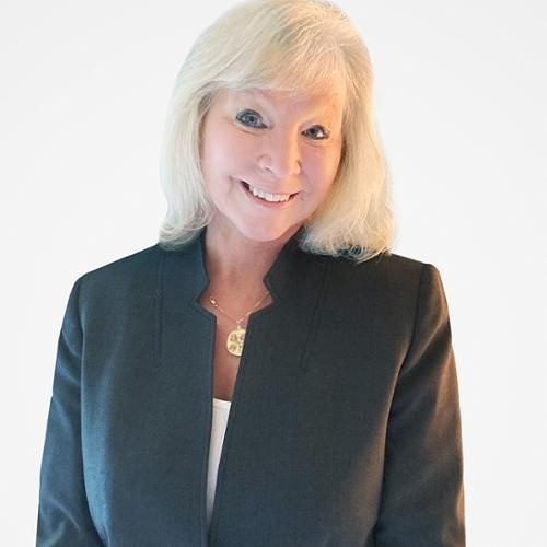 Elizabeth Bergquist, Redfin Agent