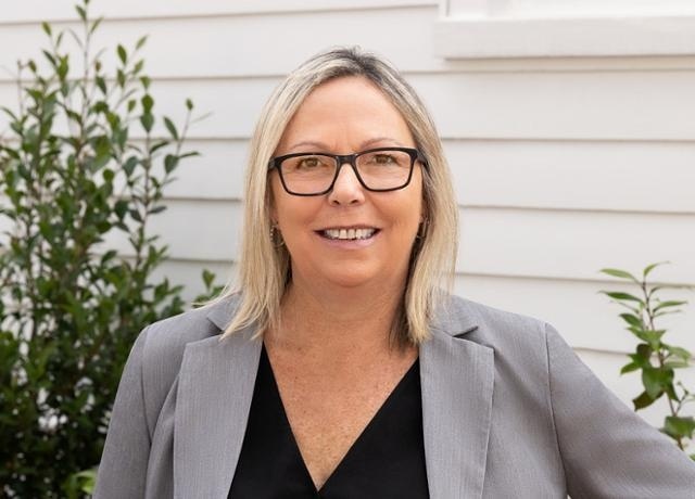Maryland Real Estate Agent Debra Morin