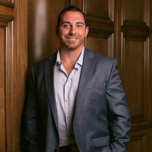 Las Vegas Real Estate Agent Leigh Team - Partner Team