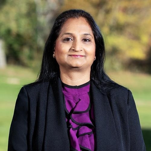 Surabhi Rathi, Redfin Agent in Lexington