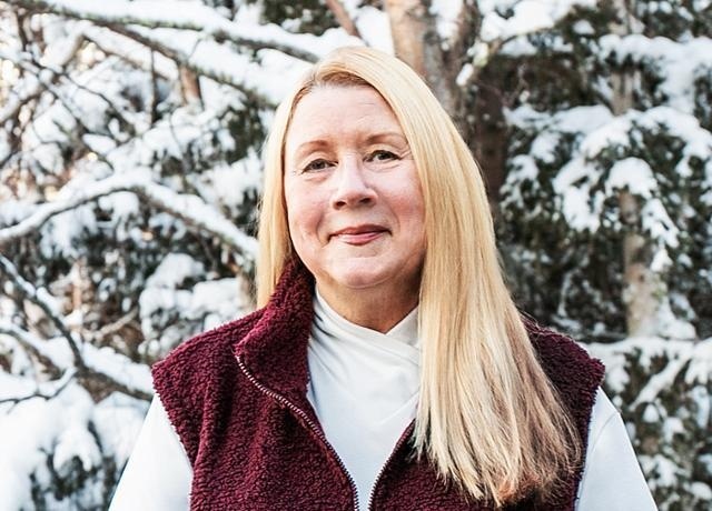 Anchorage Real Estate Agent Debra Addessi