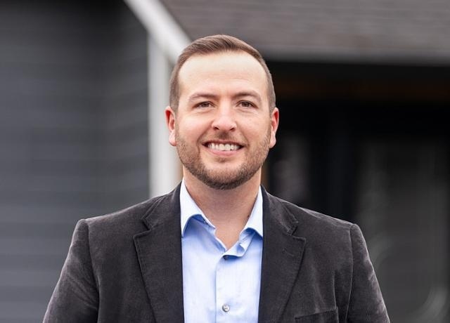 Seattle Real Estate Agent Derek Bluhm