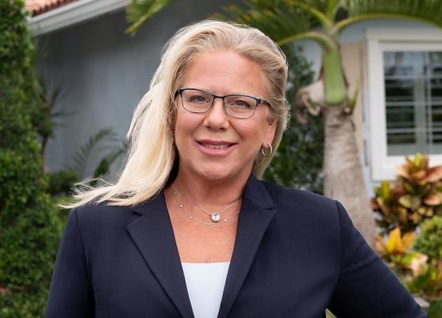 Palm Beach Real Estate Agent Liz Reinert
