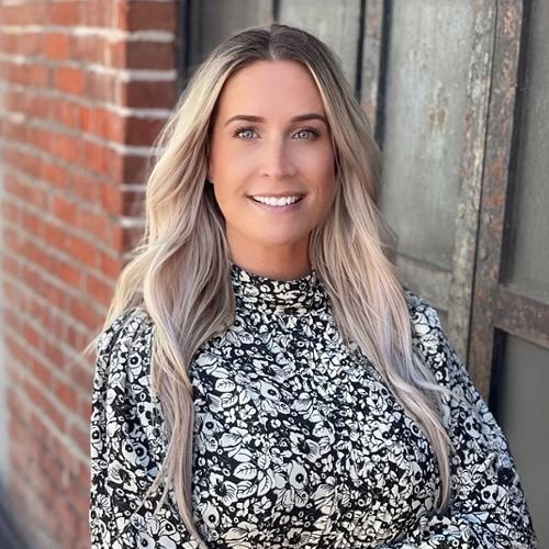 Cara Moeller, Redfin Agent in Sacramento