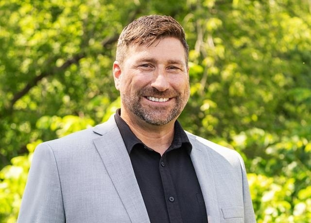 Minneapolis Real Estate Agent Edward Schultz