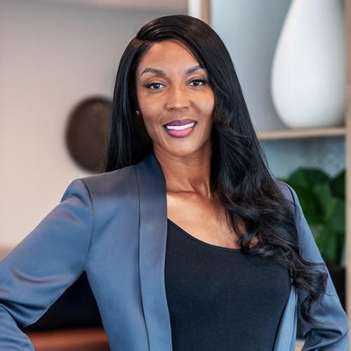 Nikki Aguilera, Redfin Agent