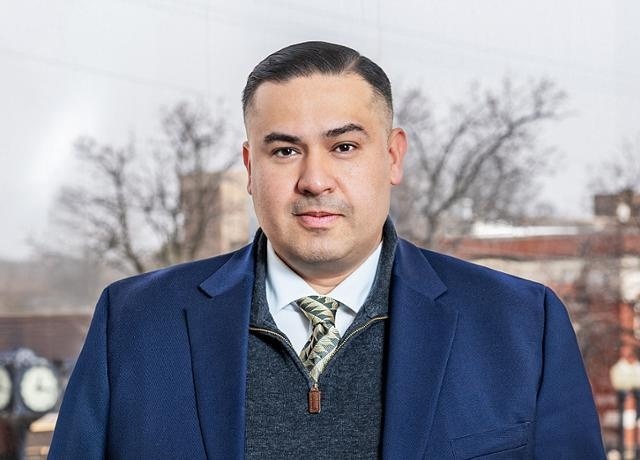 Chicago Real Estate Agent Eddie Garza