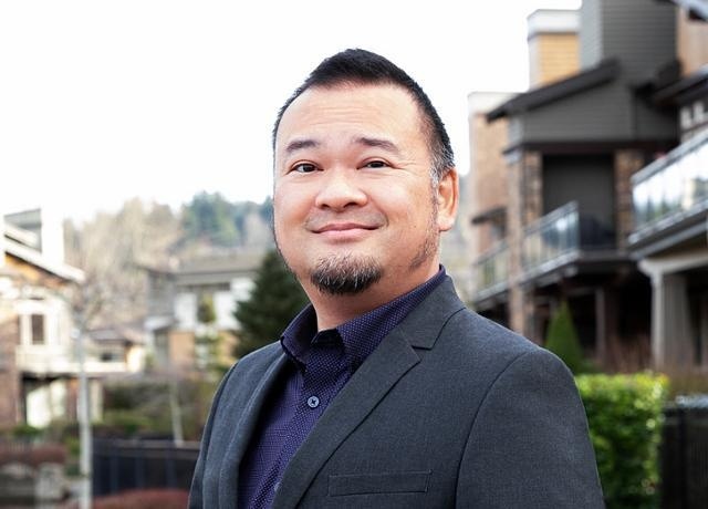 Seattle Real Estate Agent Warren Chang