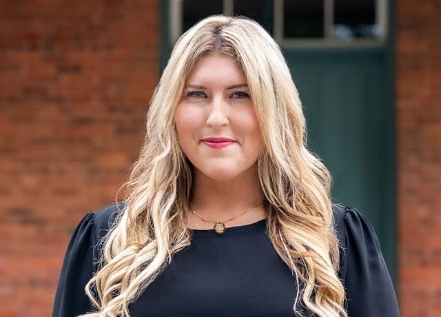 Raleigh Real Estate Agent Julie McGee