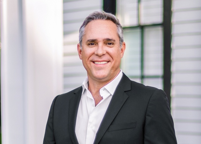 Austin Real Estate Agent Gabriel Mendoza