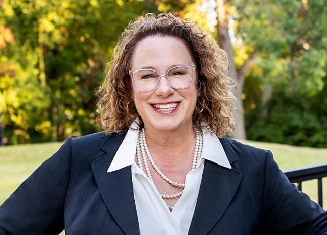 Austin Real Estate Agent Tara Lopez