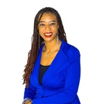 Chicago Real Estate Agent Courtney Caraway