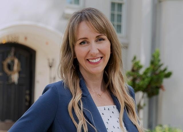 Salt Lake City Real Estate Agent Brenda Manookin
