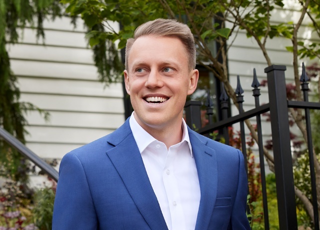 Seattle Real Estate Agent Alex Couweleers