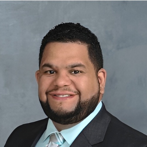 Victor Dominguez - Real Estate Agent