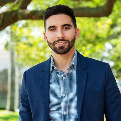 Jeffrey Izquierdo, Redfin Agent