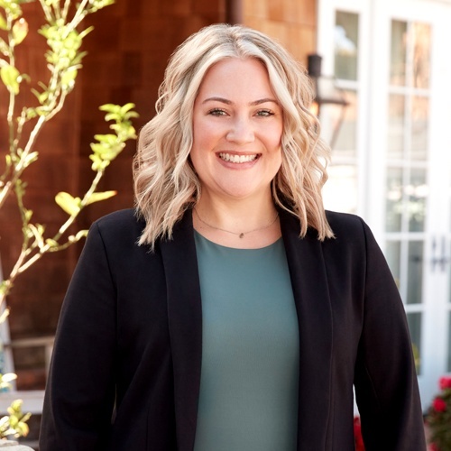 Heather Brown, Redfin Agent in Corona