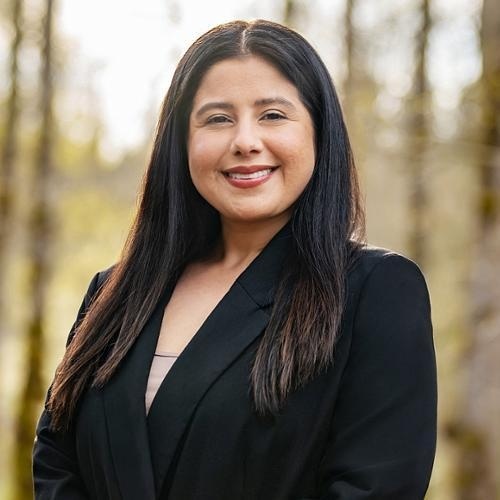Gabriela Garcia, Redfin Agent