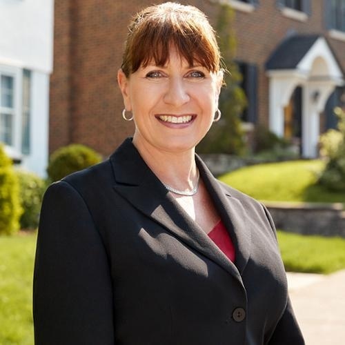 Mimi Brunet, Partner Real Estate Agent