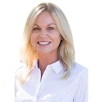 Phoenix Real Estate Agent Lisa Dixon