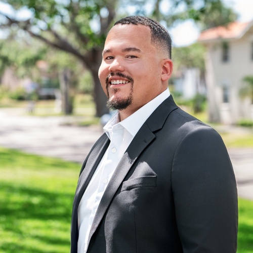 Peter Phinney, Redfin Agent