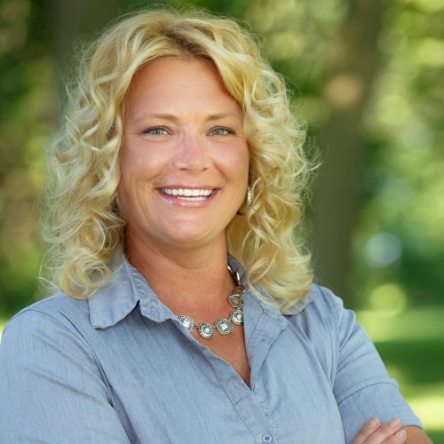 Lynette Lister, Partner Agent