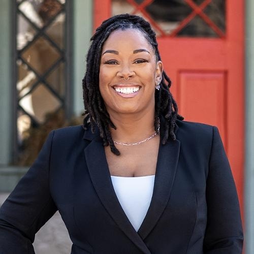 Sarita Evans, Redfin Agent