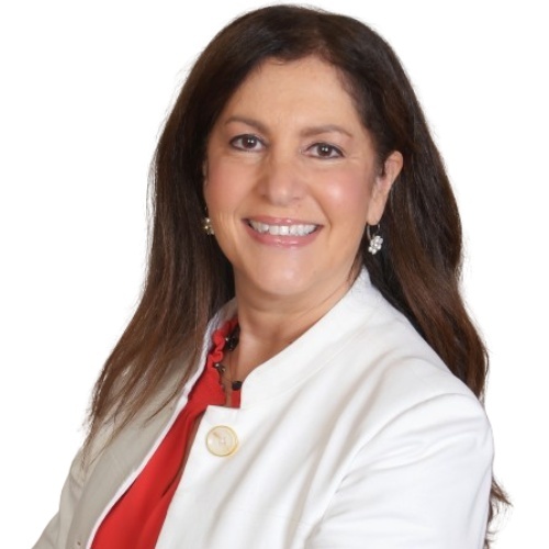 Renee Barreira - Real Estate Agent