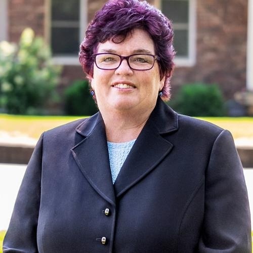 Beverly Callison, Redfin Agent in Warrenville