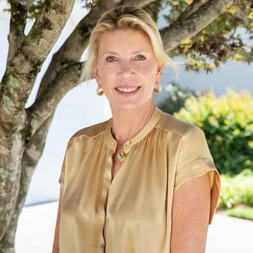 Dede DeYonker, Redfin Agent