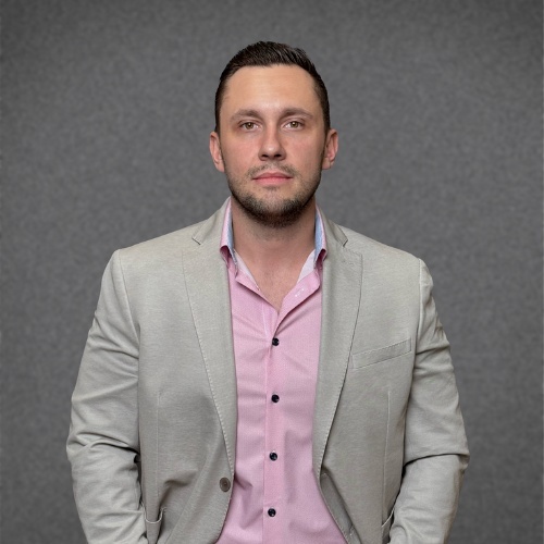Andrew Fraczak - Real Estate Agent